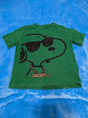 🐾💚 Snoopy Graphic Tee! 💚🐾